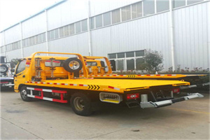 溆浦附近拖车救援搭电